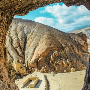 Mustang Cave Nepal samrat-khadka