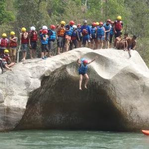Cliff Jump Bhote Koshi Rafting
